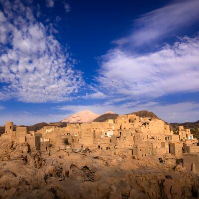 Деревня Найбанд